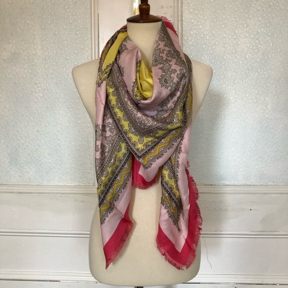 MaxMara Accessories - Maxmara silk twill scarf